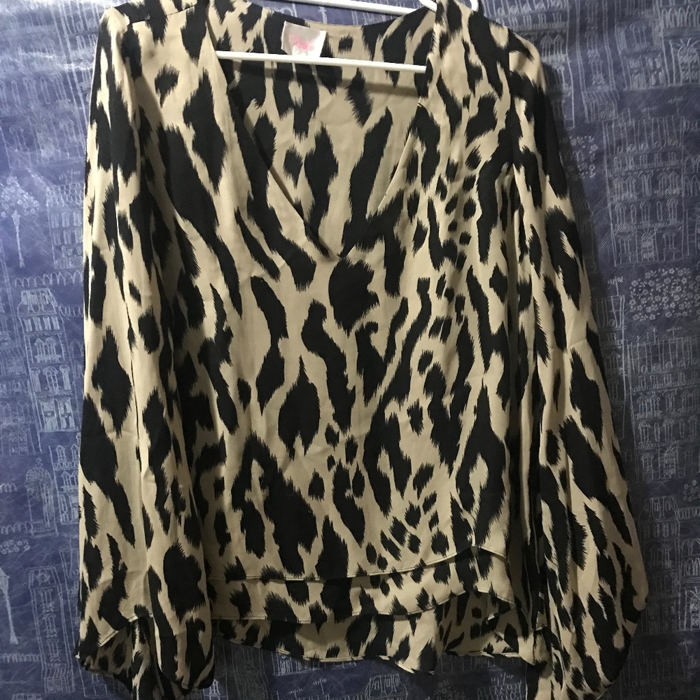Parker size small animal print V-neck blouse